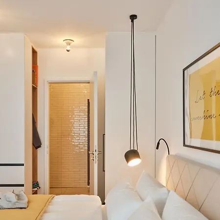 Hotel New Wave 3*