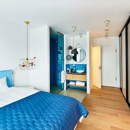Hotel New Wave 3*