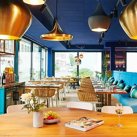 Otel New Wave